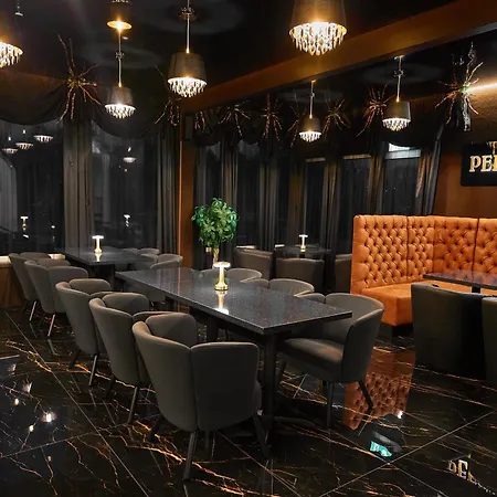 Hotel Peetrimoisa *