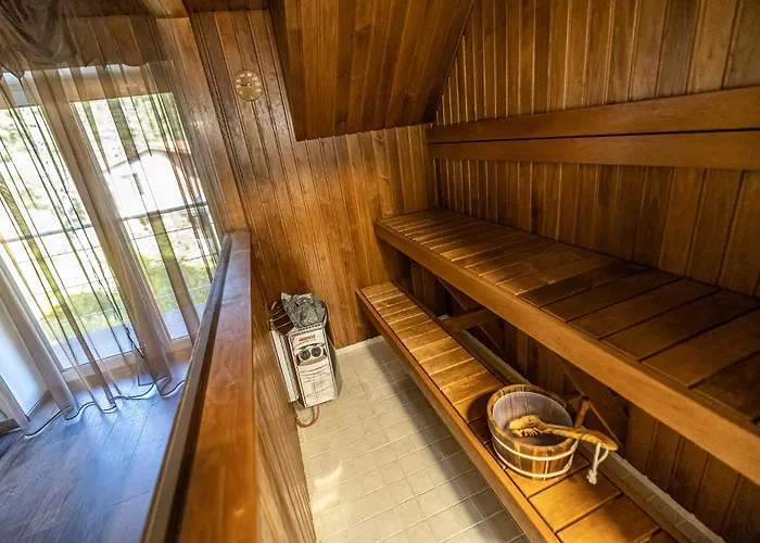 Peetrimoisa * Viljandi (Viljandimaa)